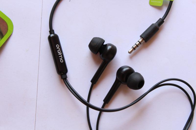 Picture 2 of Oraimo Earphones