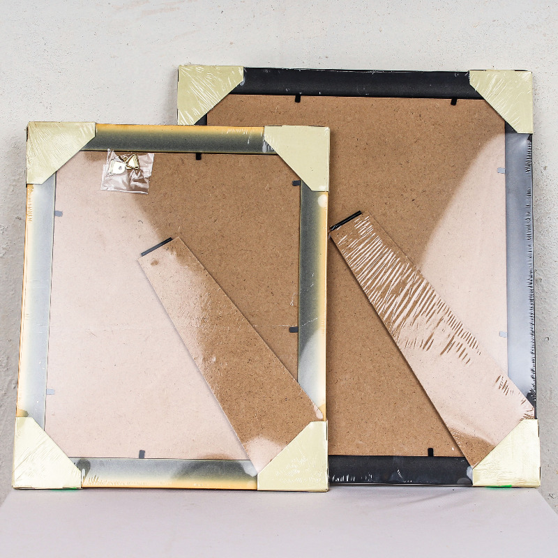 Picture 3 of Decorated Half Size Photo Frame